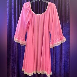 Vintage Claire Sanders by Lucie Ann Beverly Hills pink long sleeve nightgown M/L